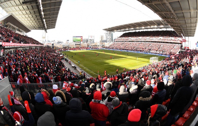 30.000 khán giả ngồi chật sân BMO Field ủng hộ tuyển Canada