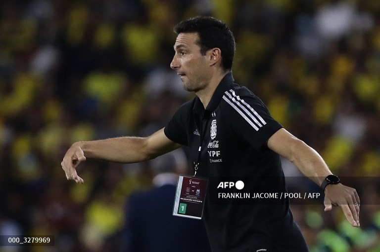 Lionel Scaloni đang tạo ra một tập thể Argentina gắn kết.