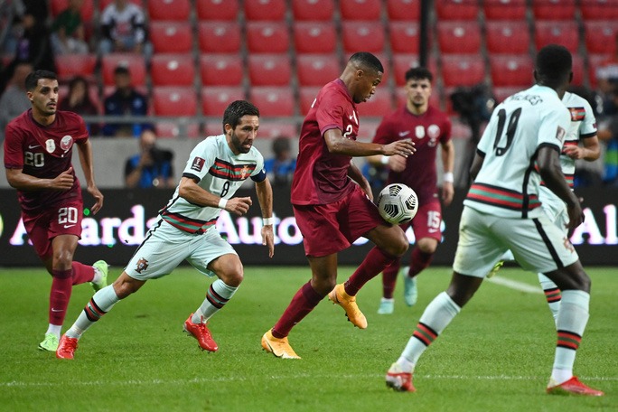 Qatar thua Bồ Đào Nha ở vòng loại World Cup khu vưc châu âu