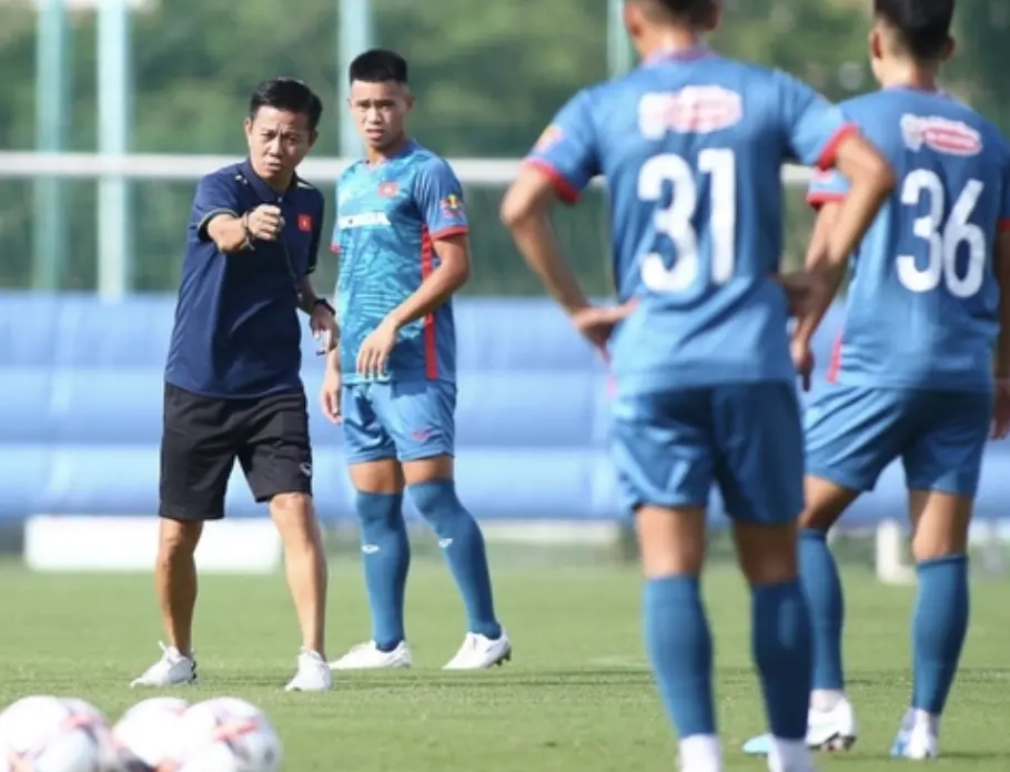 Martin Zubimendi: Hành trình thỉnh giáo những bậc thầy 1 HLV