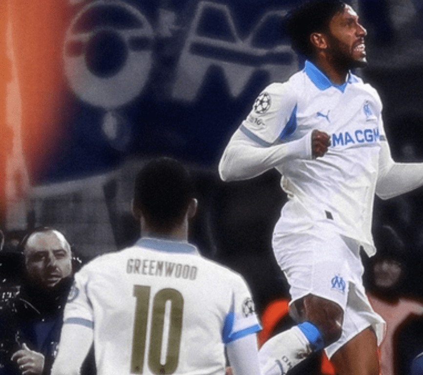 Xuân vẫn còn nồng trên đôi chân Aubameyang